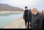 جشن انقلاب در نقطه صفر مرزی 