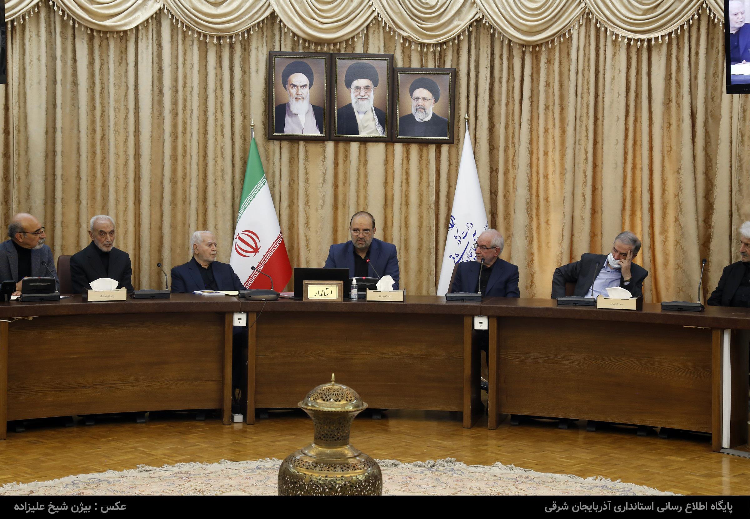 دختران فعال استان دغدغه‌های خود را با استاندار آذربایجان شرقی در میان گذاشتند