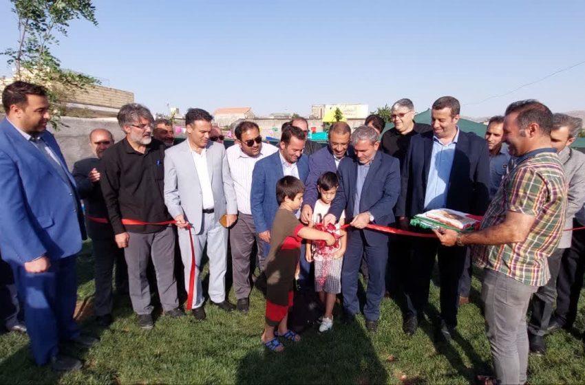 خدمت به خانواده شهدا حداقل کاری است که مسئولان می‌توانند انجام دهند