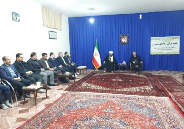 نخبگان فرهنگی، جهاد تبیین را خانه به خانه دنبال کنند/ کشور را با رای مردم اداره می‌کنیم