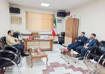 استاندار آذربایجان شرقی میهمان دانش‌آموزان و معلمان در  روستای «بیرق» شد
