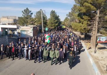 نواقص ورزشگاه یادگار امام رفع و باغشمال ایمن‌سازی شود/ تیم فوتبال تراکتور ظرفیت بالایی برای هویت‌سازی و گردشگری ورزشی دارد