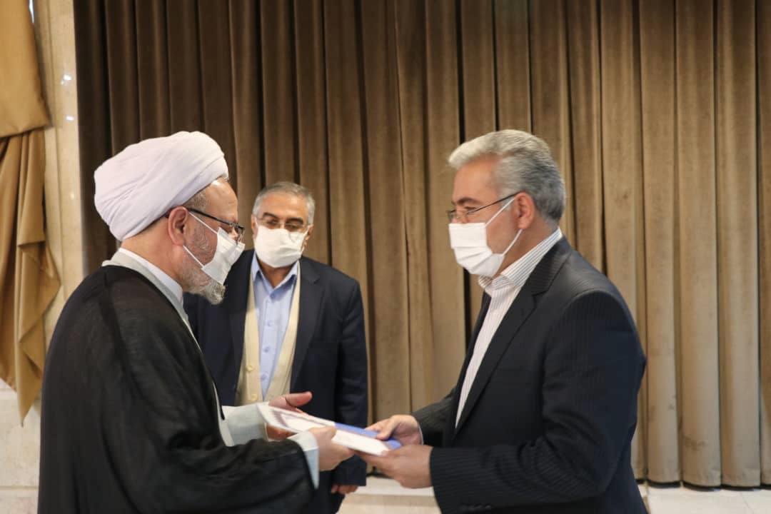 قدردانی از حسن اعتماد دولت/ از درج پیام تبریک و نصب بنر خودداری کنید