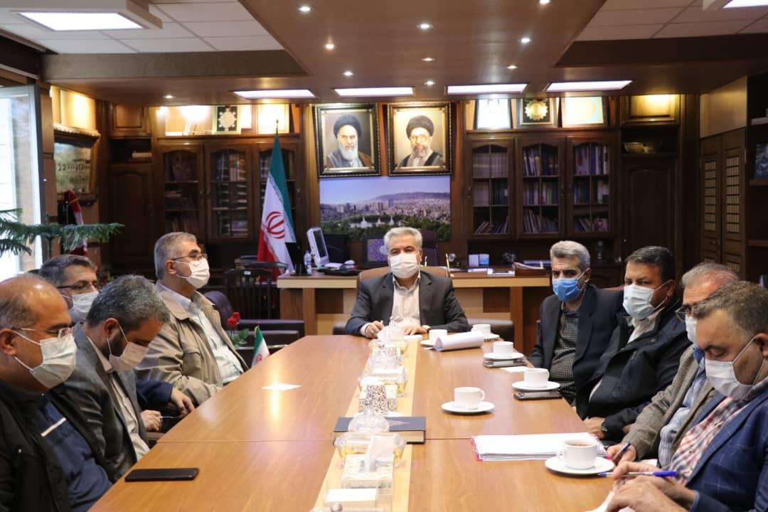 استاندار آذربایجان شرقی، سرزده از چند نانوایی در سطح شهر تبریز بازدید کرد