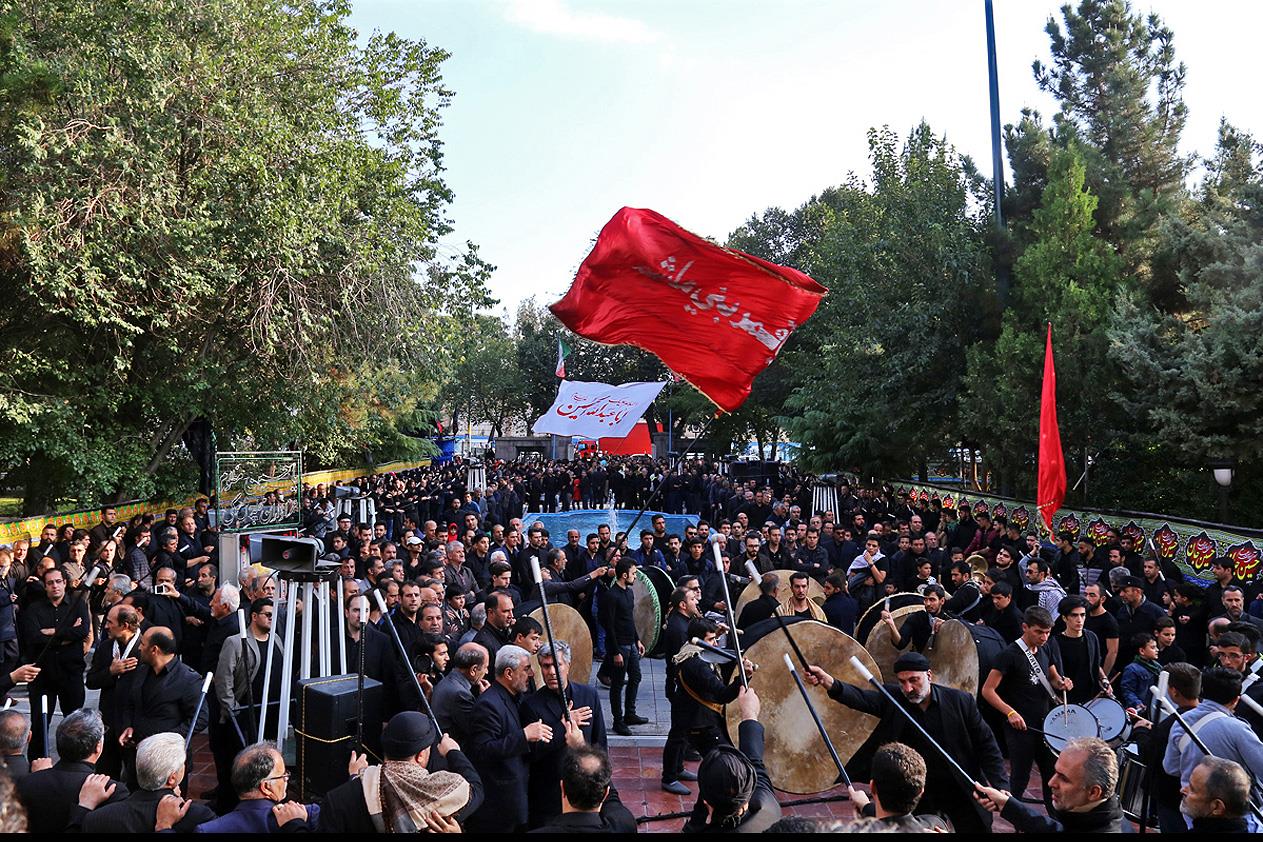توسعه امکانات در مناطق محروم و حاشیه شهرها از اولویت‌های دولت است