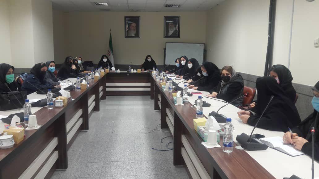 برنامه‌های استانی منطبق با رویکردهای کلان بودجه 1401 باشد/ صندوق توسعه استان تشکیل می‌شود