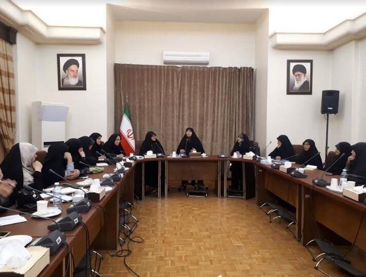 لزوم رعایت دستورالعمل های مقابله با ویروس آنفولانزای فوق حاد پرندگان 