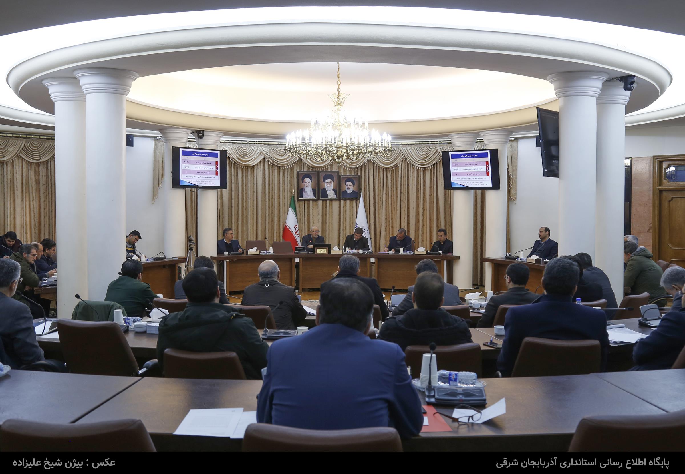 اثربخشی مستقیم تبریز و آذربایجان در پیروزی انقلاب اسلامی/ آن‌چه را که شایسته مردم استان است انجام می‌دهیم