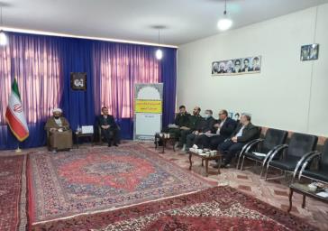 میزهای مدیریت بین مدیران و مردم فاصله نیندازد/ مردمی بودن از معیارهای انتصاب فرمانداران است