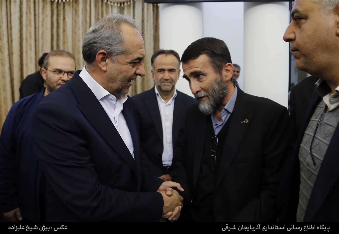  دیدار با جمعی از ایثارگران استان