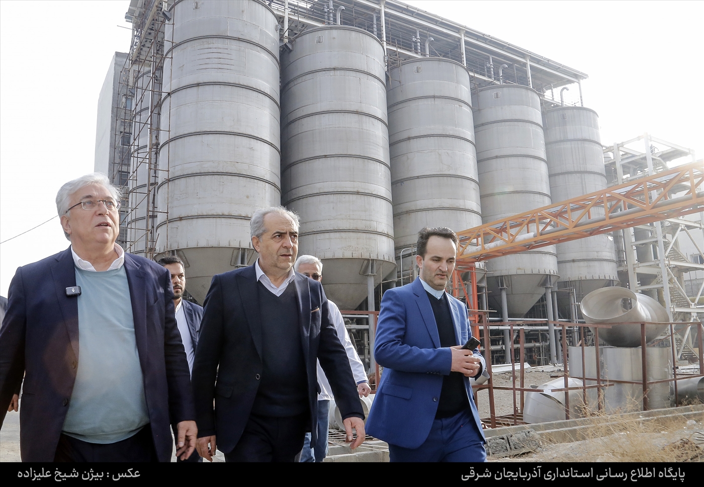 بازدید استاندار از واحدهای تولیدی و صنعتی شهرستان شبستر