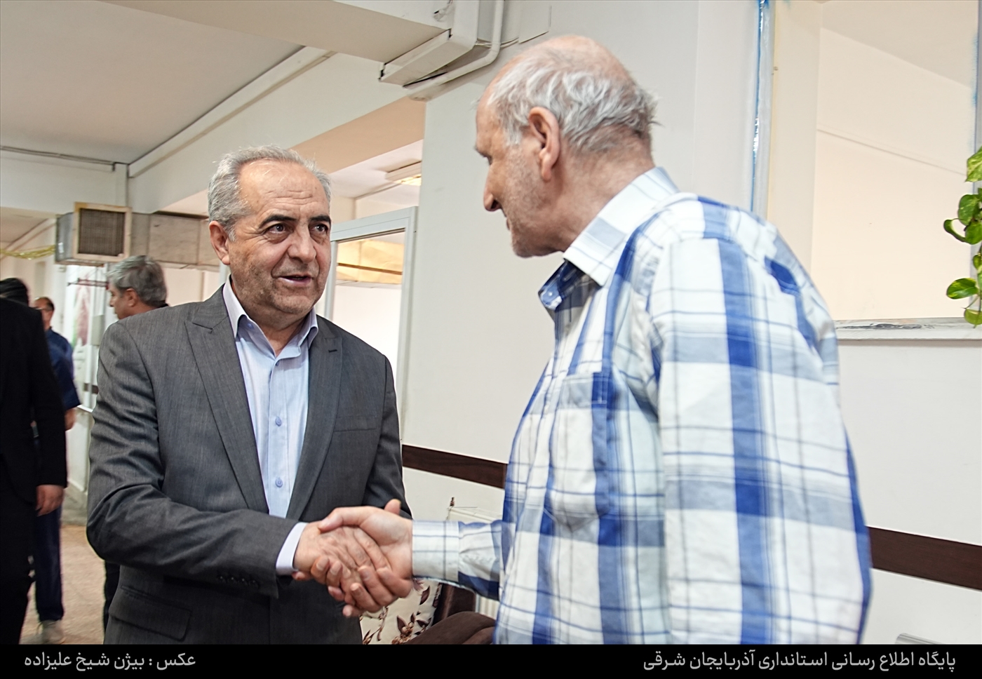 در آستانه تحویل سال/ استاندار به دیدار سالمندان رفت
