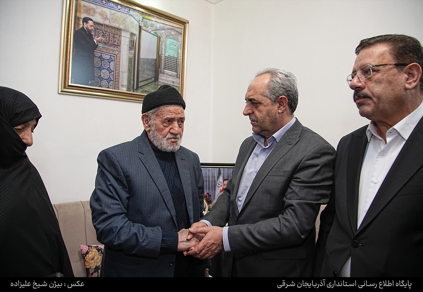  ادای احترام استاندار بر مزار شهیدان مالک رحمتی