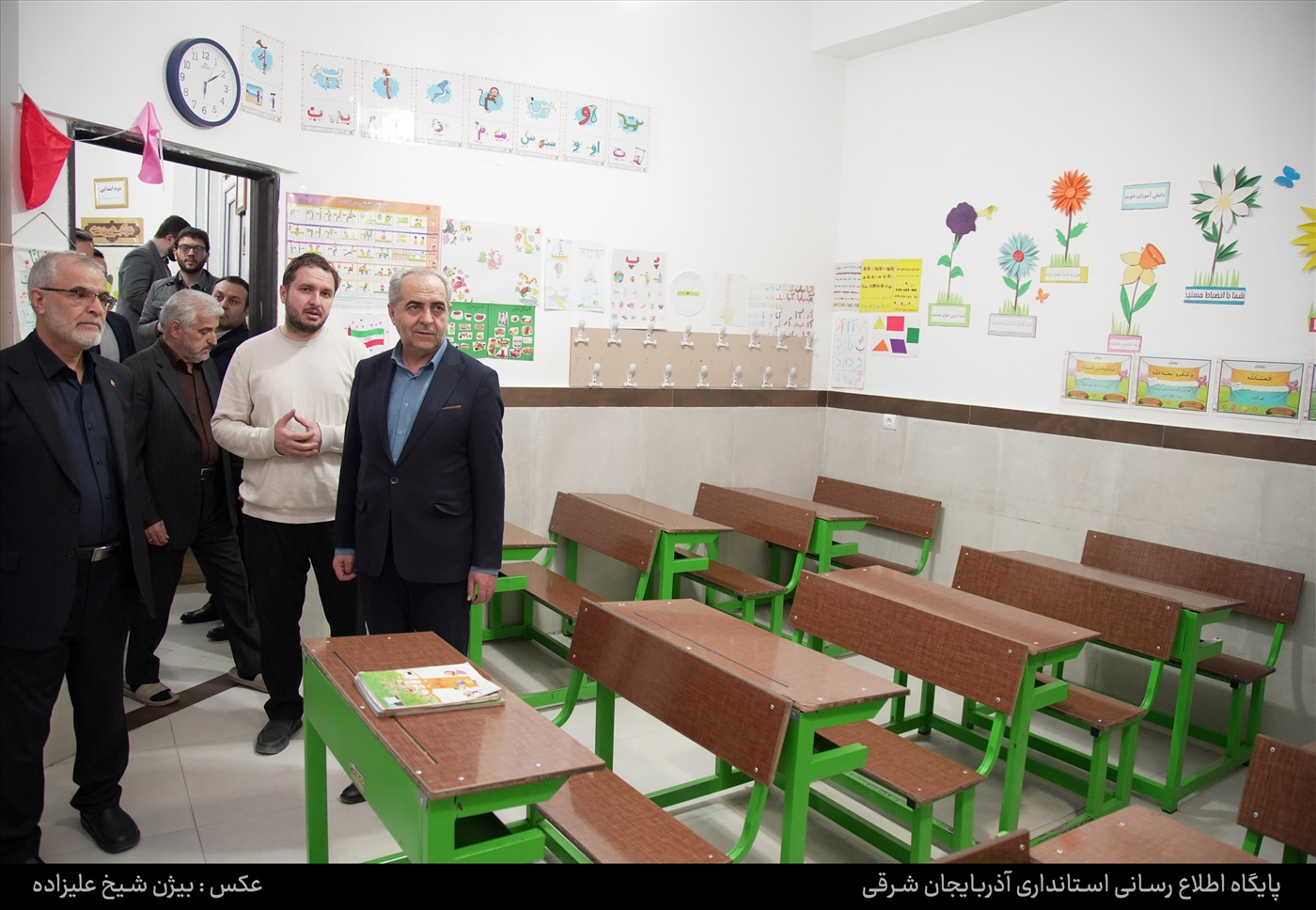  بازدید استاندار آذربایجان شرقی و معاون امنیتی و انتظامی وزیر کشور از مجتمع قرآن و عترت «نور» در تبریز  