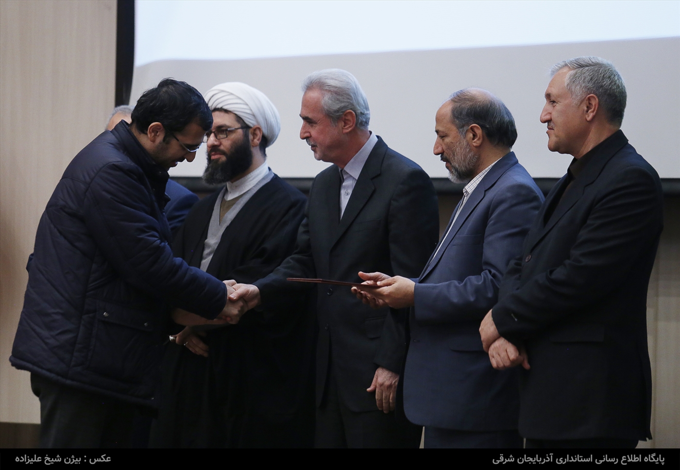 آیین تجلیل از پژوهشگران برتر دانشگاه پیام نور استان