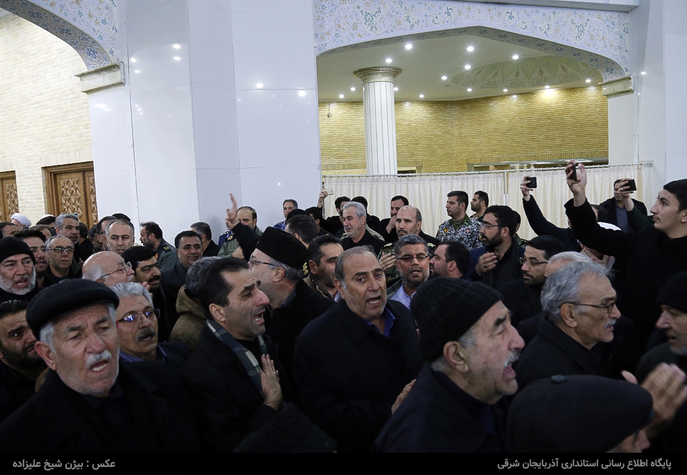 مراسم بزرگداشت سپهبد شهید حاج قاسم سلیمانی با حضور پرشکوه مردم قدرشناس تبریز، در مصلا