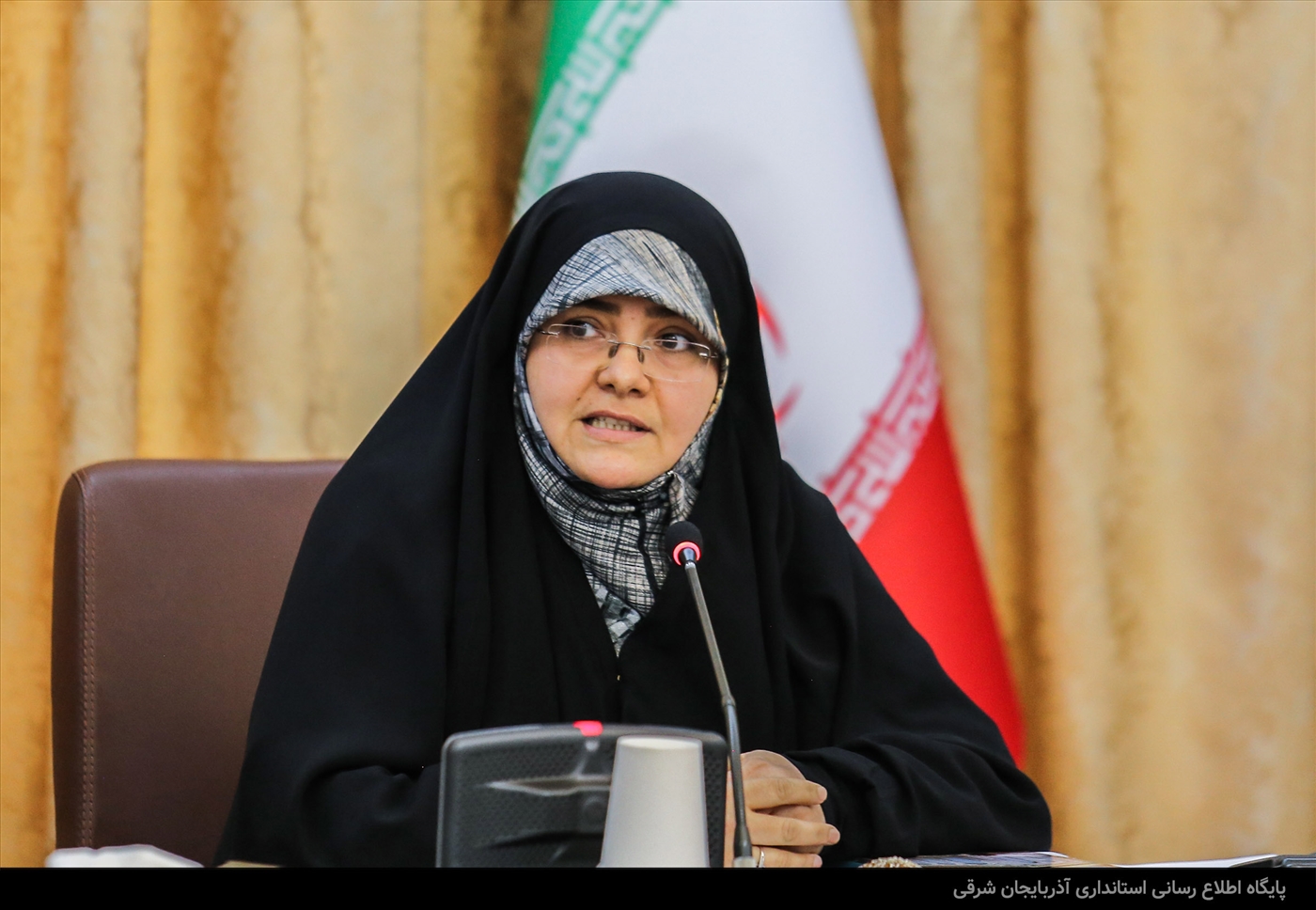 نشست صمیمی با جمعی از دختران فعال به مناسبت روز دختر