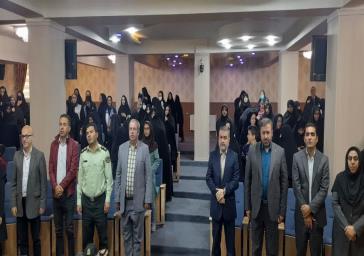 دشمن با برنامه‌ریزی هدفمند نهاد خانواده را مورد هدف قرار داده است