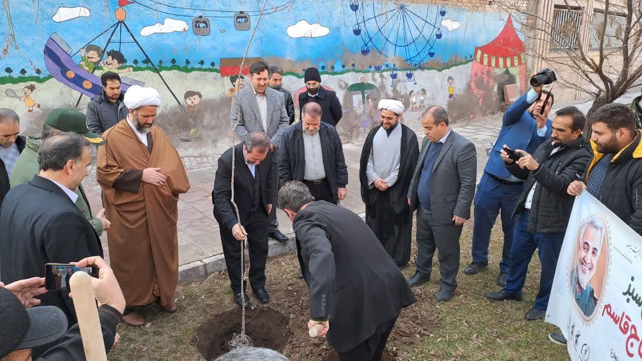تدوین دستورالعمل ۲۰ بندی برای جذب سرمایه‌گذاری و تسهیل فرآیندهای اداری در استان‌ها