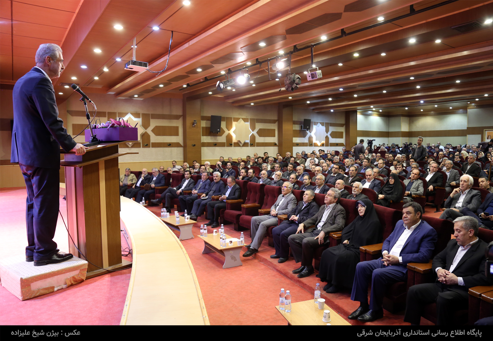 آئین تجلیل از تلاشگران قطار شهری تبریز