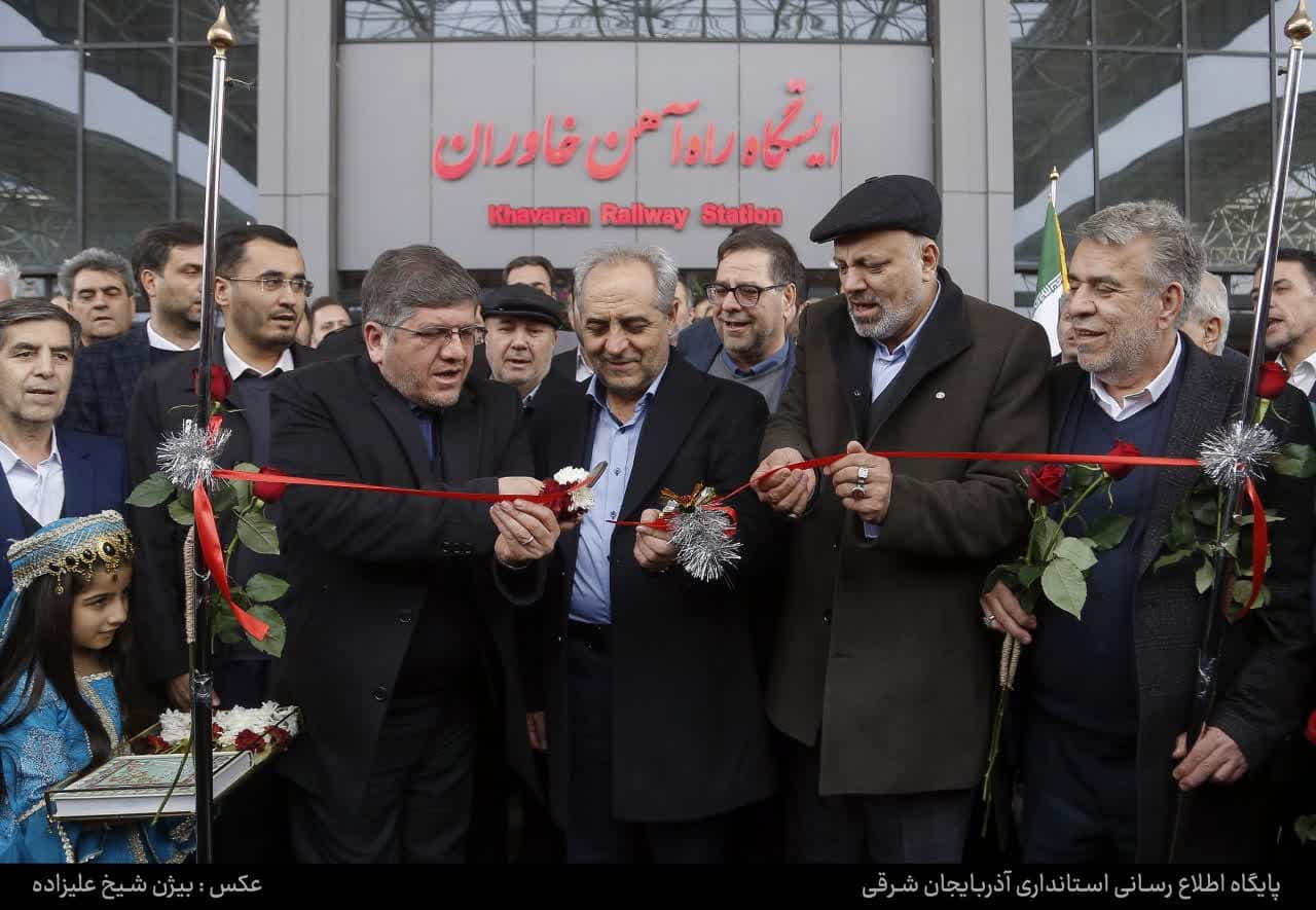 آغاز به کار قطار پنج ستاره مسیر  تبریز-مشهد