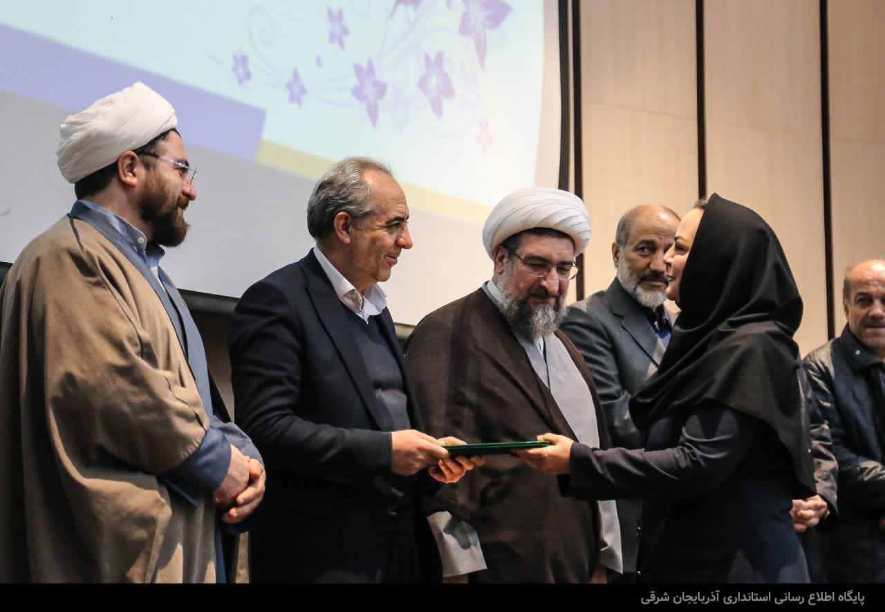 آیین تجلیل از پژوهشگران برتر دانشگاه پیام نور
